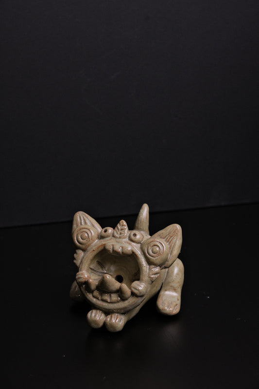 Handcrafted Ceramic Cat – Fierce Cat with Open Mouth, Absorbing Bad Luck, Clean Glaze Finish